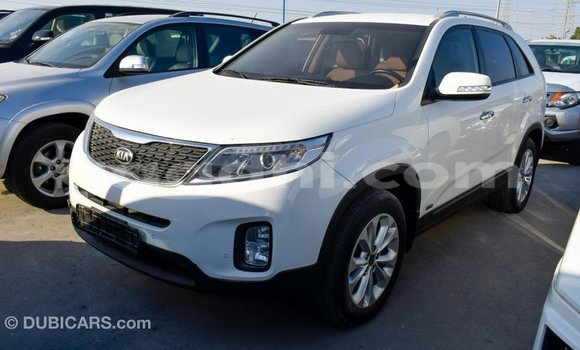 Imported Kia Sorento White Makiinaa iti Import - Dubai keessatti Somalia keessatti Imported Kia Sorento White Makiinaa iti Import - Dubai keessatti Somalia keessatti