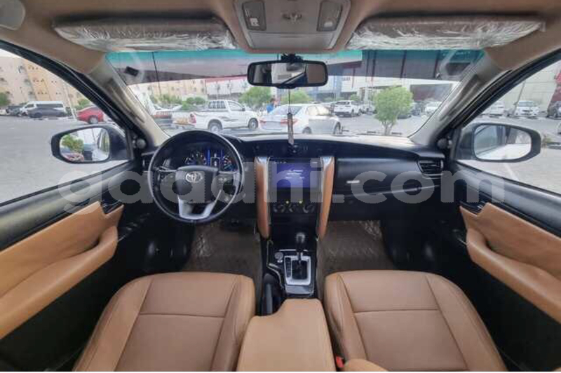 Big with watermark toyota fortuner somaliland hargeysa 6148