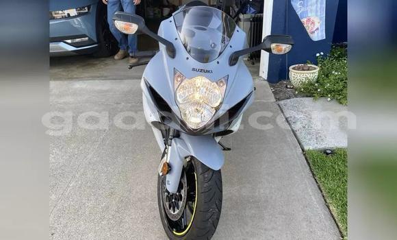 Haaraa Yamaha TMAX Black Doqdoqqee iti Borama keessatti Awdal keessatti Haaraa Yamaha TMAX Black Doqdoqqee iti Borama keessatti Awdal keessatti