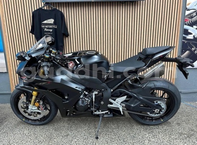 Big with watermark yamaha tmax awdal borama 6150