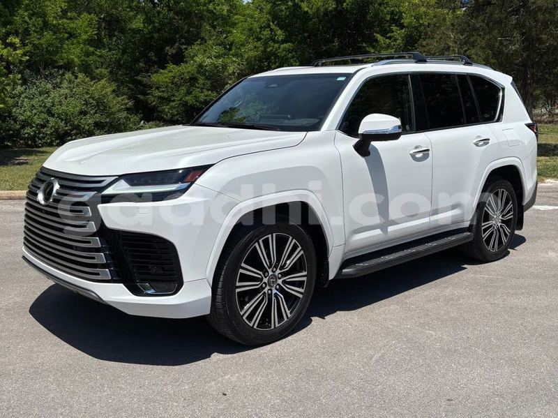 Big with watermark lexus lx somalia mogadishu 6151