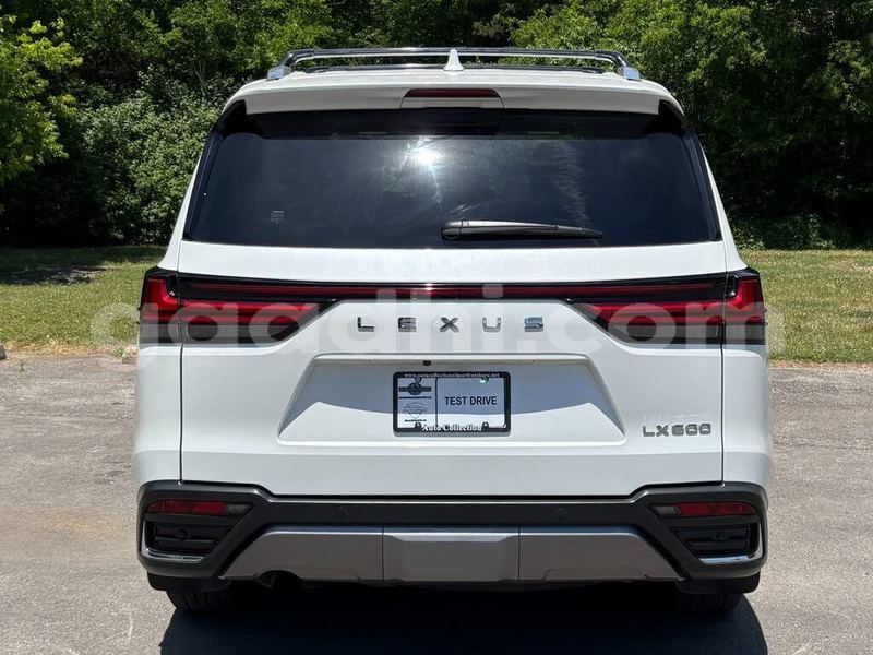 Big with watermark lexus lx somalia mogadishu 6151