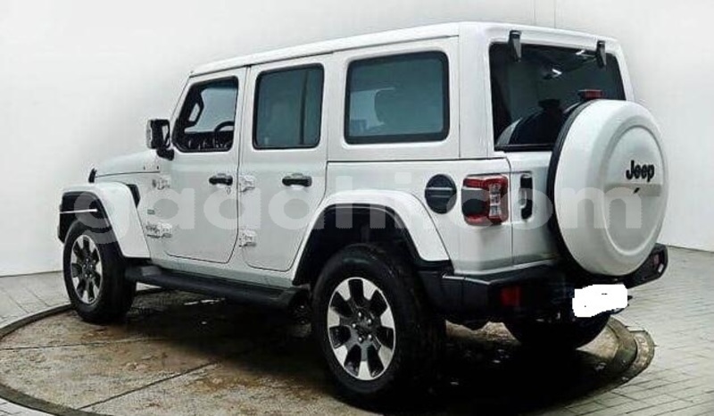 Big with watermark jeep wrangler bari bandarmu ayo 6153