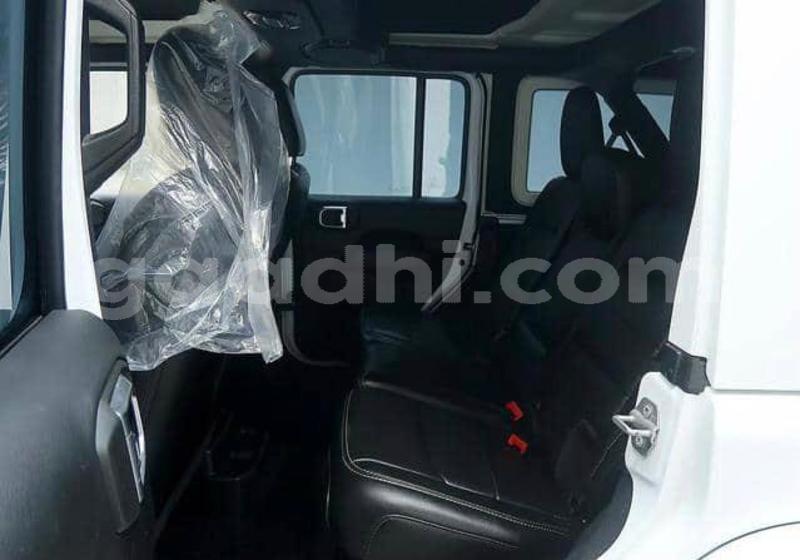Big with watermark jeep wrangler bari bandarmu ayo 6153