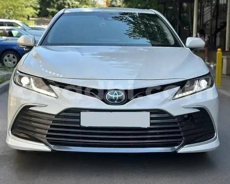 Big with watermark toyota camry bari bandarmu ayo 6154