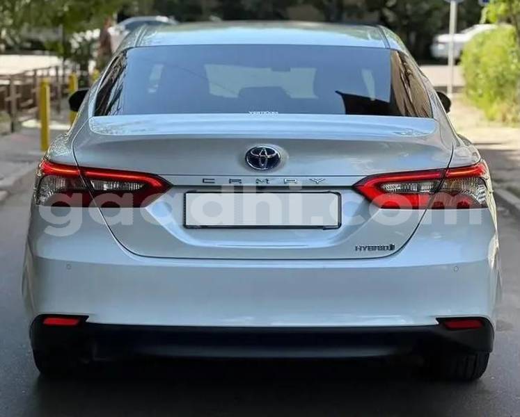 Big with watermark toyota camry bari bandarmu ayo 6154