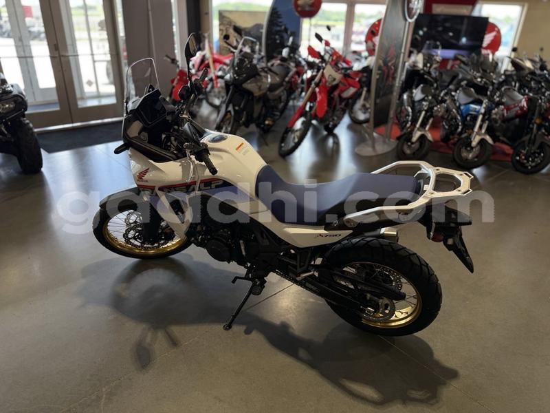 Big with watermark honda t somalia mogadishu 6156