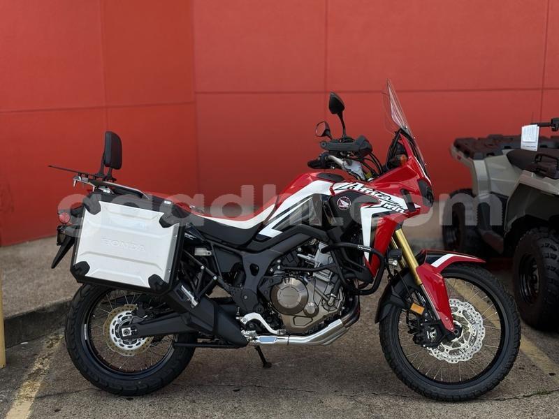 Big with watermark honda crf somalia mogadishu 6157