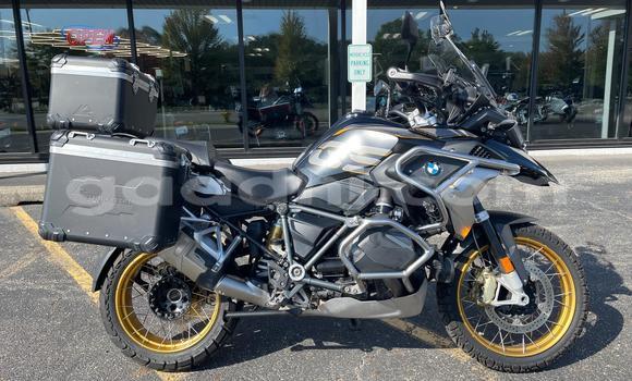 Buy Used BMW R1200GS Adventure Black Bike in Mogadishu in Somalia