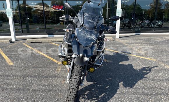 اشتري مستعمل BMW R1200GS Adventure أسود دراجة نارية في مقديشو في الصومال اشتري مستعمل BMW R1200GS Adventure أسود دراجة نارية في مقديشو في الصومال