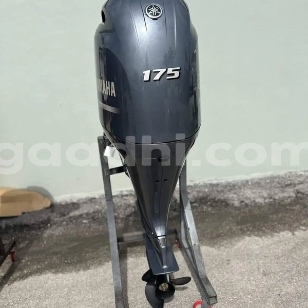 Big with watermark toyota 4runner somalia mogadishu 6160