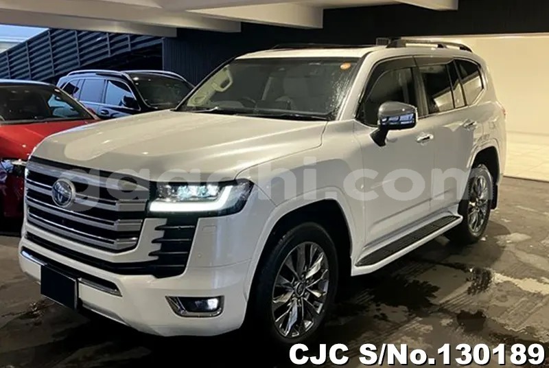 Big with watermark toyota land cruiser somalia mogadishu 6165