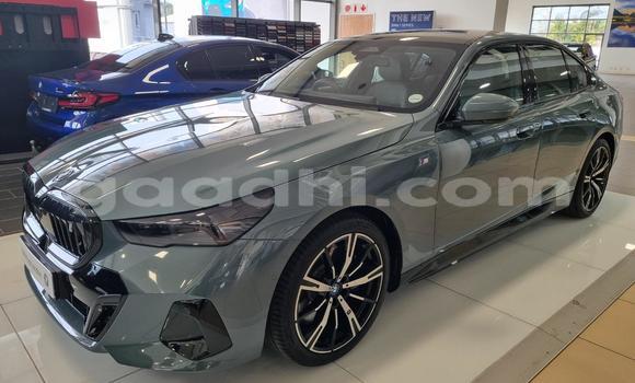 ይግዙ ያገለገለ BMW i3 ጥቁር መኪና በ Import - Dubai በ ሶማሊያ ይግዙ ያገለገለ BMW i3 ጥቁር መኪና በ Import - Dubai በ ሶማሊያ
