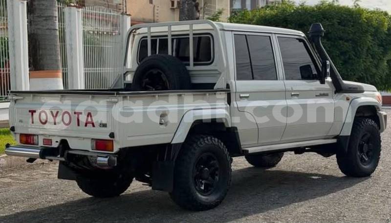 Big with watermark toyota land cruiser bari bandarmu ayo 6173