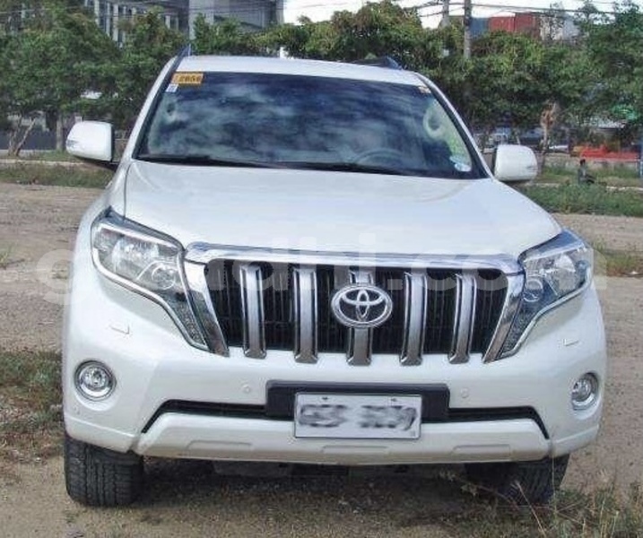 Big with watermark toyota land cruiser prado somaliland hargeysa 6186