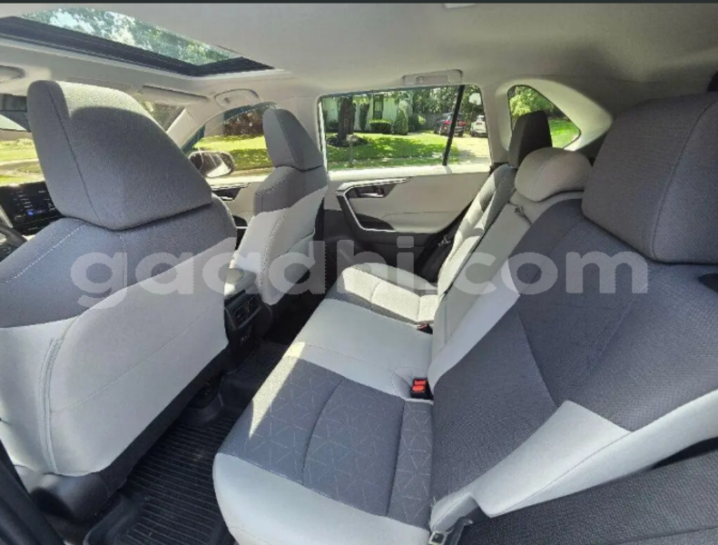 Big with watermark toyota rav4 bari bandarbeyla 6207