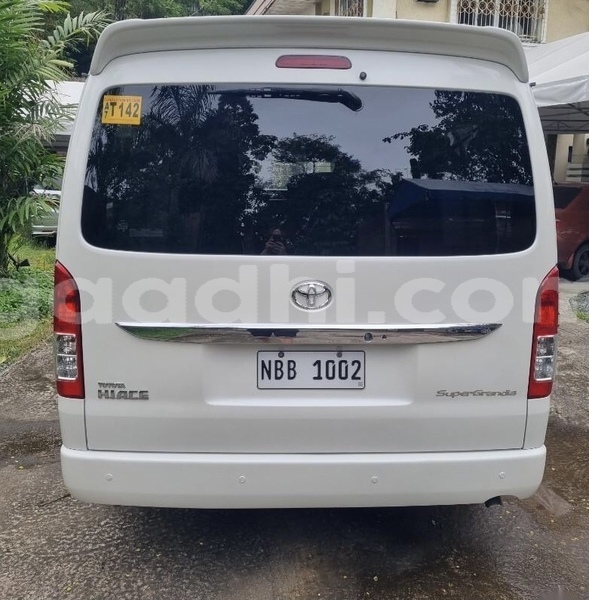 Big with watermark toyota hiace hiran jalalassi 6208