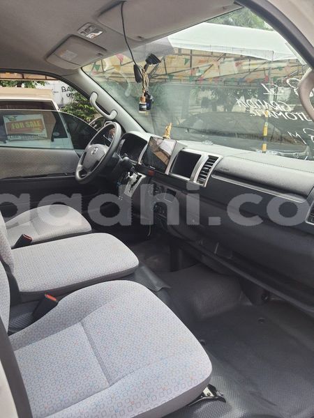Big with watermark toyota hiace hiran jalalassi 6208