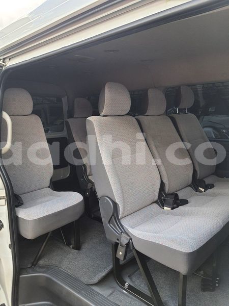 Big with watermark toyota hiace somaliland hargeysa 6210