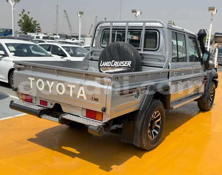 Big with watermark toyota land cruiser somaliland hargeysa 6268