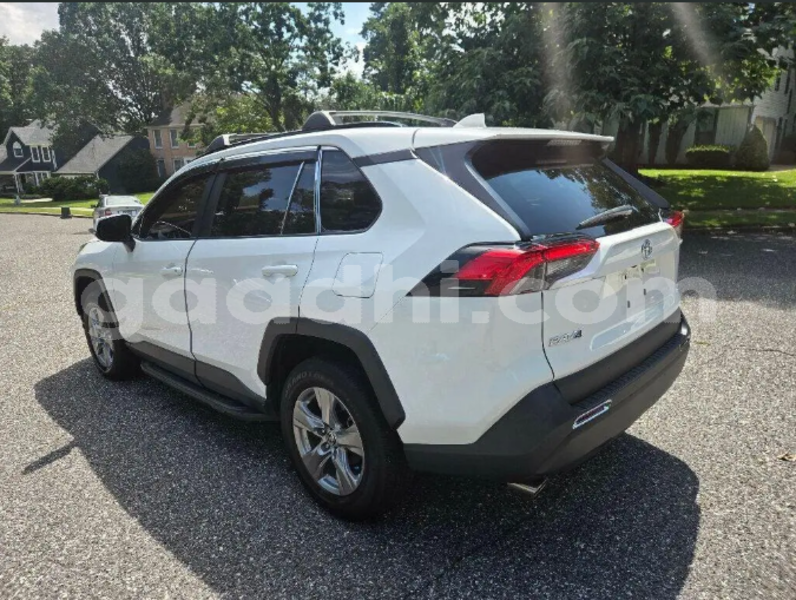 Big with watermark toyota rav4 awdal baki 6273