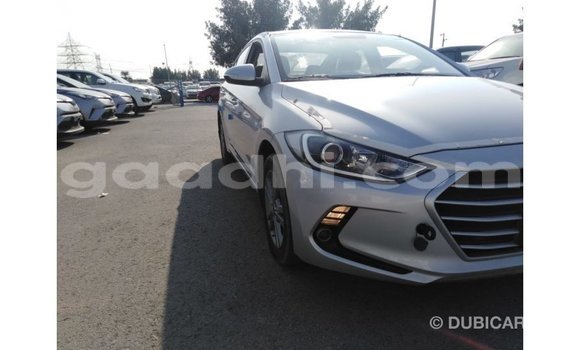 Imported Hyundai Elantra Other Makiinaa iti Import - Dubai keessatti Somalia keessatti Imported Hyundai Elantra Other Makiinaa iti Import - Dubai keessatti Somalia keessatti