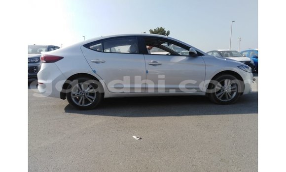 Imported Hyundai Elantra Other Makiinaa iti Import - Dubai keessatti Somalia keessatti Imported Hyundai Elantra Other Makiinaa iti Import - Dubai keessatti Somalia keessatti