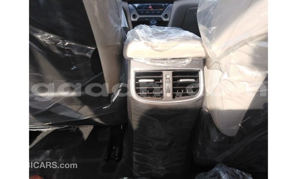 Imported Hyundai Elantra Other Makiinaa iti Import - Dubai keessatti Somalia keessatti Imported Hyundai Elantra Other Makiinaa iti Import - Dubai keessatti Somalia keessatti