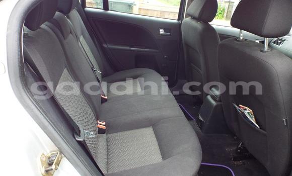 Acheter Occasion Voiture Ford Mondeo Gris à Hargeysa, Somaliland Acheter Occasion Voiture Ford Mondeo Gris à Hargeysa, Somaliland