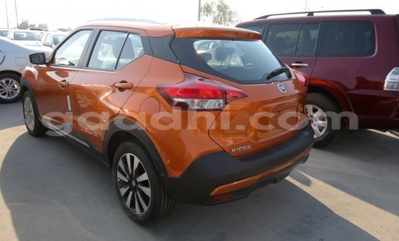 اشتري Imported Nissan Evalia آخر شاحنة في Import - Dubai في الصومال اشتري Imported Nissan Evalia آخر شاحنة في Import - Dubai في الصومال