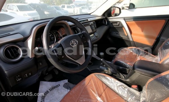 Imported Toyota RAV4 Black Makiinaa iti Import - Dubai keessatti Somalia keessatti Imported Toyota RAV4 Black Makiinaa iti Import - Dubai keessatti Somalia keessatti