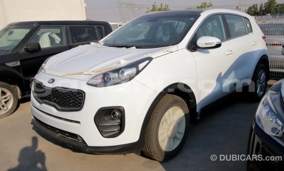 Imported Kia Sportage White Makiinaa iti Import - Dubai keessatti Somalia keessatti Imported Kia Sportage White Makiinaa iti Import - Dubai keessatti Somalia keessatti