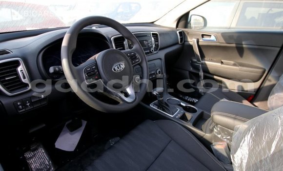 Imported Kia Sportage White Makiinaa iti Import - Dubai keessatti Somalia keessatti Imported Kia Sportage White Makiinaa iti Import - Dubai keessatti Somalia keessatti