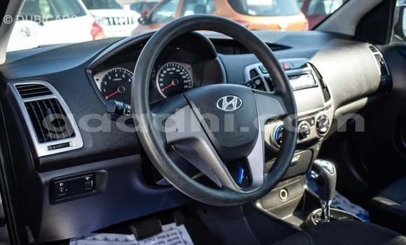Imported Hyundai i20 Other Makiinaa iti Import - Dubai keessatti Somalia keessatti Imported Hyundai i20 Other Makiinaa iti Import - Dubai keessatti Somalia keessatti