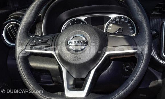 Acheter Import Utilitaire Nissan Evalia Noir à Import - Dubai, Somalie Acheter Import Utilitaire Nissan Evalia Noir à Import - Dubai, Somalie