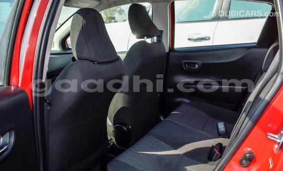 اشتري Imported Toyota Yaris أحمر سيارة في Import - Dubai في الصومال اشتري Imported Toyota Yaris أحمر سيارة في Import - Dubai في الصومال