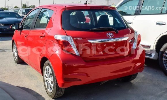 اشتري Imported Toyota Yaris أحمر سيارة في Import - Dubai في الصومال اشتري Imported Toyota Yaris أحمر سيارة في Import - Dubai في الصومال