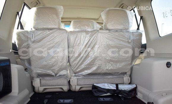 Imported Mitsubishi Pajero White Makiinaa iti Import - Dubai keessatti Somalia keessatti Imported Mitsubishi Pajero White Makiinaa iti Import - Dubai keessatti Somalia keessatti