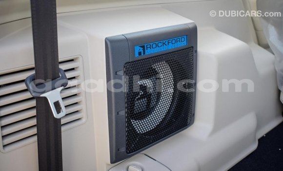 Imported Mitsubishi Pajero White Makiinaa iti Import - Dubai keessatti Somalia keessatti Imported Mitsubishi Pajero White Makiinaa iti Import - Dubai keessatti Somalia keessatti