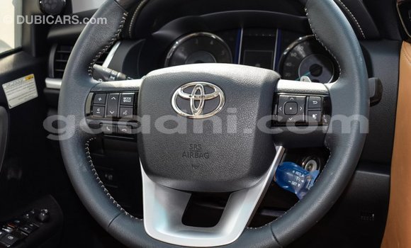 Imported Toyota Fortuner White Makiinaa iti Import - Dubai keessatti Somalia keessatti Imported Toyota Fortuner White Makiinaa iti Import - Dubai keessatti Somalia keessatti