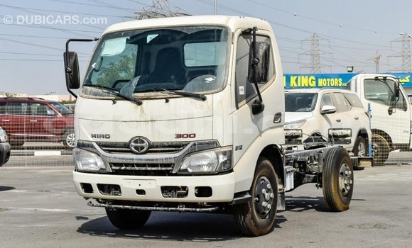 اشتري Imported Hino 300 Series أبيض شاحنة في Import - Dubai في الصومال اشتري Imported Hino 300 Series أبيض شاحنة في Import - Dubai في الصومال