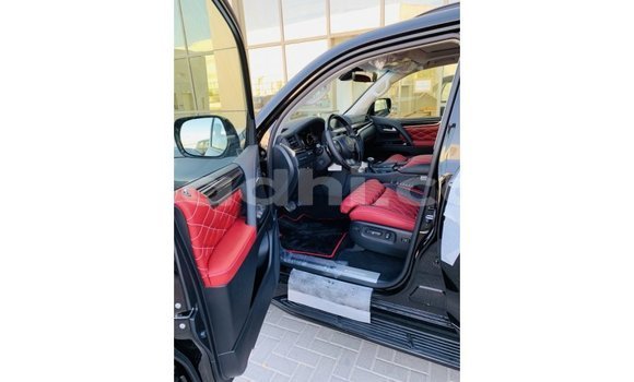 Imported Lexus LX Black Makiinaa iti Import - Dubai keessatti Somalia keessatti Imported Lexus LX Black Makiinaa iti Import - Dubai keessatti Somalia keessatti