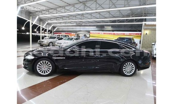 Imported Jaguar XJ Black Makiinaa iti Import - Dubai keessatti Somalia keessatti Imported Jaguar XJ Black Makiinaa iti Import - Dubai keessatti Somalia keessatti