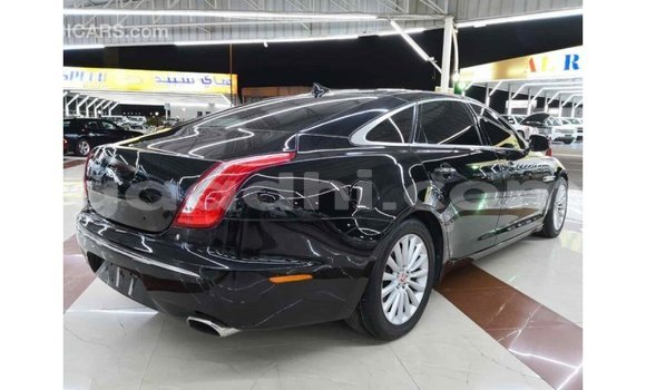 Imported Jaguar XJ Black Makiinaa iti Import - Dubai keessatti Somalia keessatti Imported Jaguar XJ Black Makiinaa iti Import - Dubai keessatti Somalia keessatti