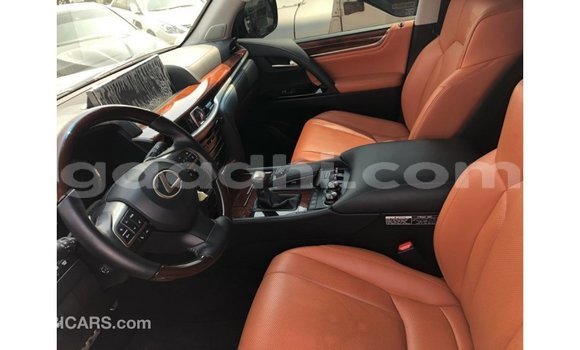 اشتري Imported Lexus LX آخر سيارة في Import - Dubai في الصومال اشتري Imported Lexus LX آخر سيارة في Import - Dubai في الصومال