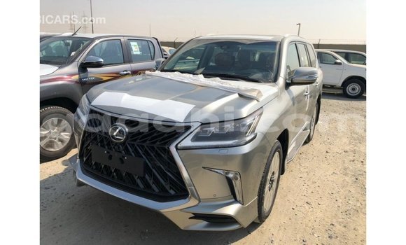 اشتري Imported Lexus LX آخر سيارة في Import - Dubai في الصومال اشتري Imported Lexus LX آخر سيارة في Import - Dubai في الصومال