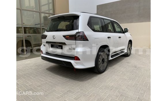 اشتري Imported Lexus LX أبيض سيارة في Import - Dubai في الصومال اشتري Imported Lexus LX أبيض سيارة في Import - Dubai في الصومال