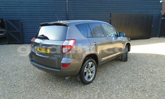 Buy Used Toyota RAV4 Beige Car in Mogadishu in Somalia Buy Used Toyota RAV4 Beige Car in Mogadishu in Somalia