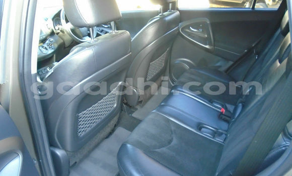 Buy Used Toyota RAV4 Beige Car in Mogadishu in Somalia Buy Used Toyota RAV4 Beige Car in Mogadishu in Somalia