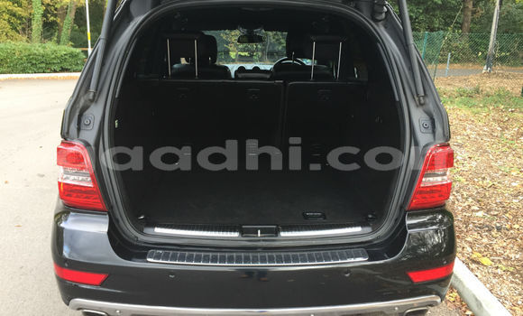 Buy Used Mercedes-Benz ML–Class Black Car in Mogadishu in Somalia Buy Used Mercedes-Benz ML–Class Black Car in Mogadishu in Somalia